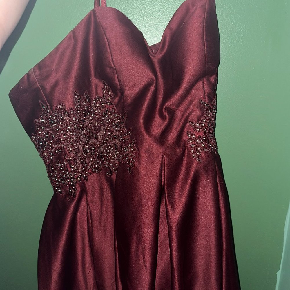 Blondie Nites Burgundy Strapless Dress w/ Pockets Size 13